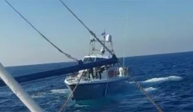 Yunanistan’dan Türk balıkçı teknelerine taciz teşebbüsü! Misliyle karşılık verildi