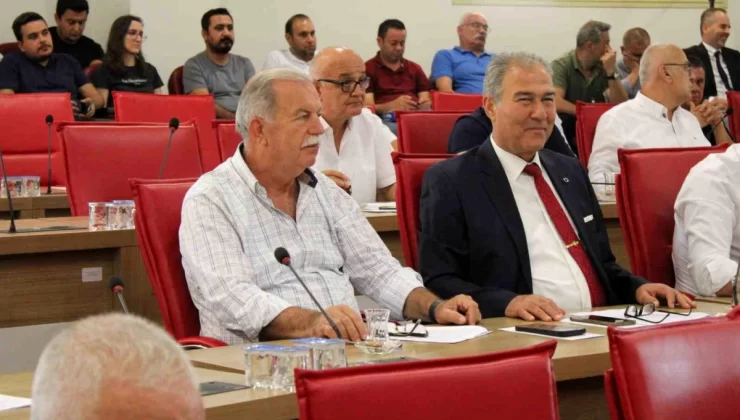 CHP’li Ali Çağlar, Aydın Büyükşehir Belediye Meclisi’ndeki ilk toplantısına katıldı