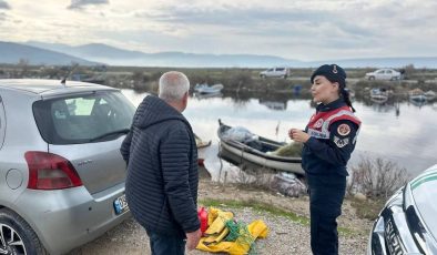 Bafa Gölü’nde yasa dışı balıkçılığa karşı operasyon düzenledi