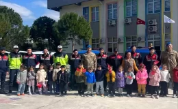 Jandarma, Didim Anaokulu’nda minik öğrencilere etkinlik düzenledi