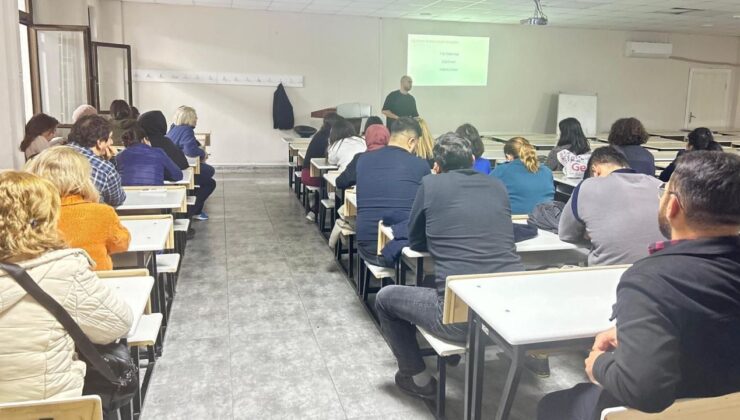 ADÜ Diş Hekimliği personeline stres yönetimi eğitimi verildi