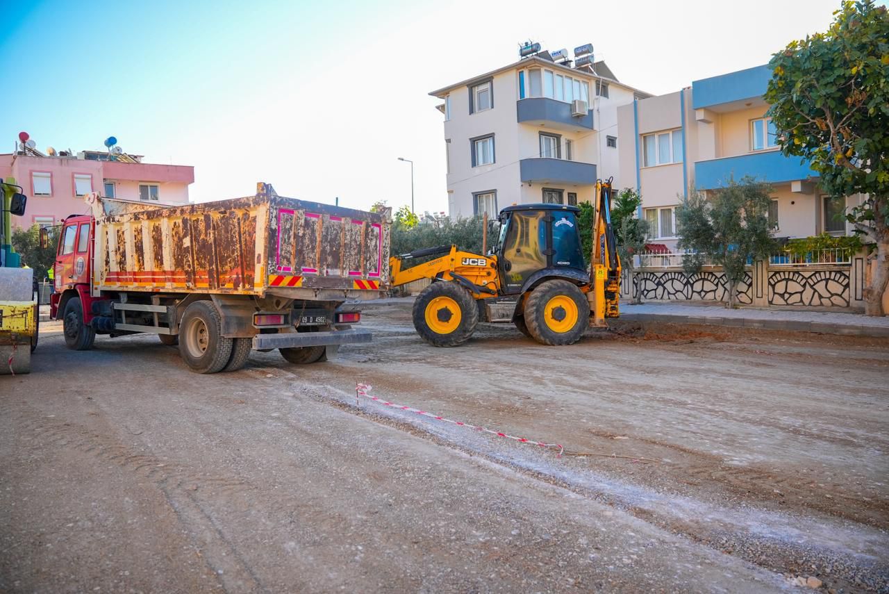 Didimde Yol Yapim Atagi Suruyor 620540 6E7D6Ca0F39Ccd31248350579Bdfec56