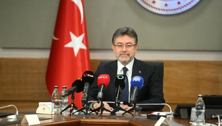 Bakan Yumaklı’dan Aydınlı üreticilere destek mesajı