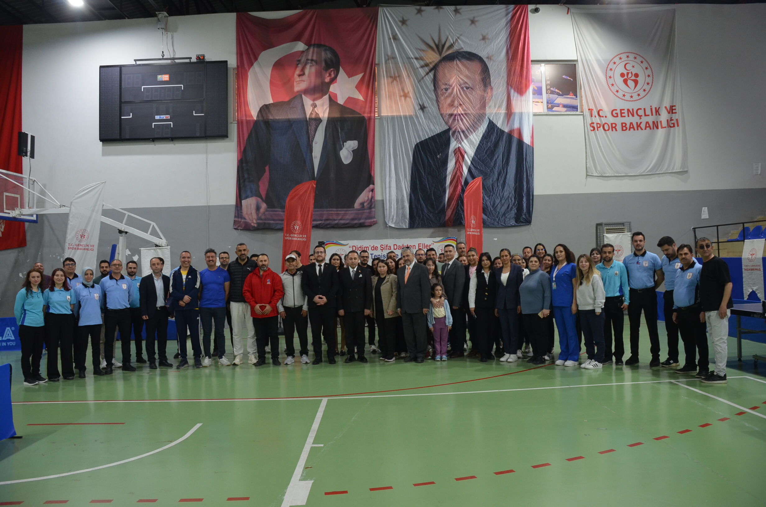 Didimde Saglik Calisanlari Masa Tenisi Turnuvasinda Stres Atiyor 650145 4F1Ec296D8E8Dfd98Bb273596Daadd73