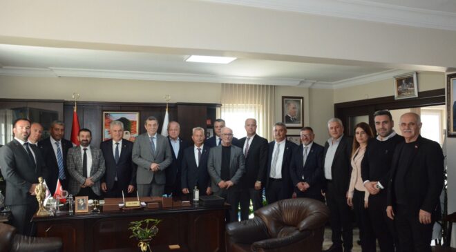 Kuşadası’nda Künkcü rüzgarı: Destek çığ gibi büyüyor