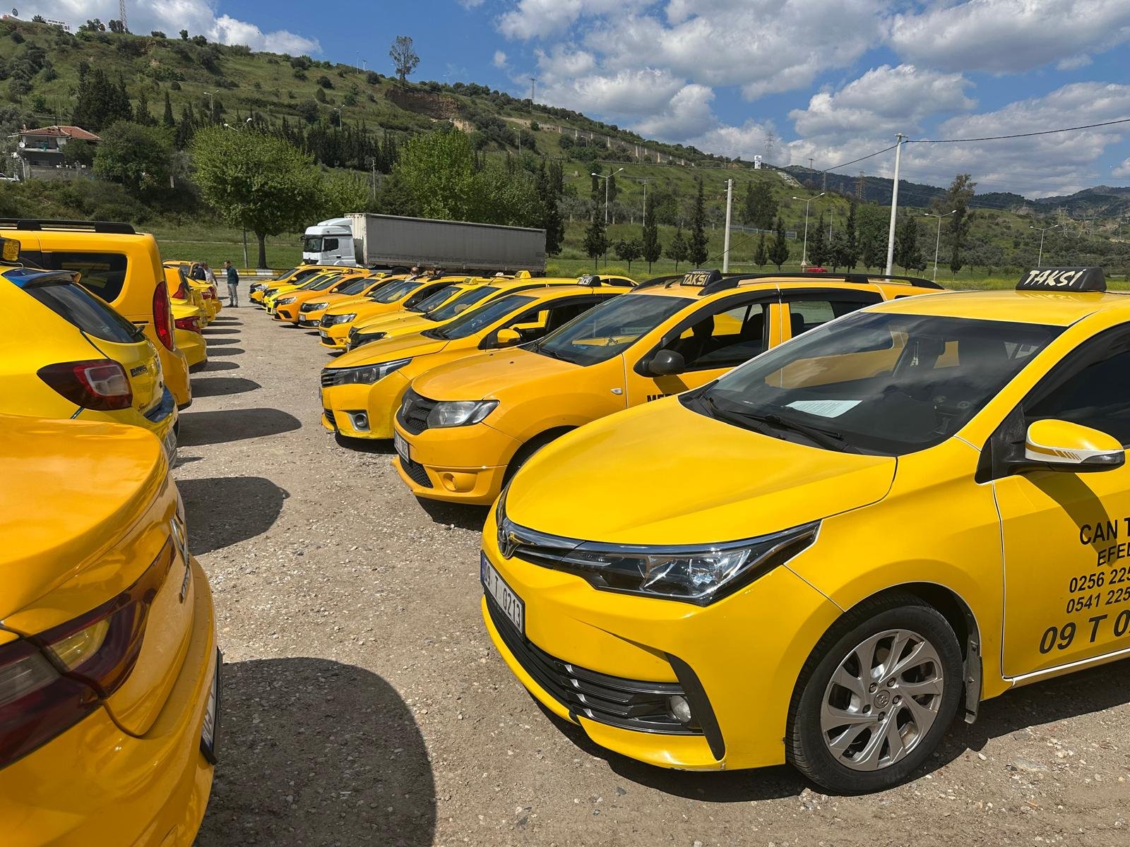 Aydinli Taksiciler Zam Istiyor Indibindi 250 Lira Olsun 655870 81535A