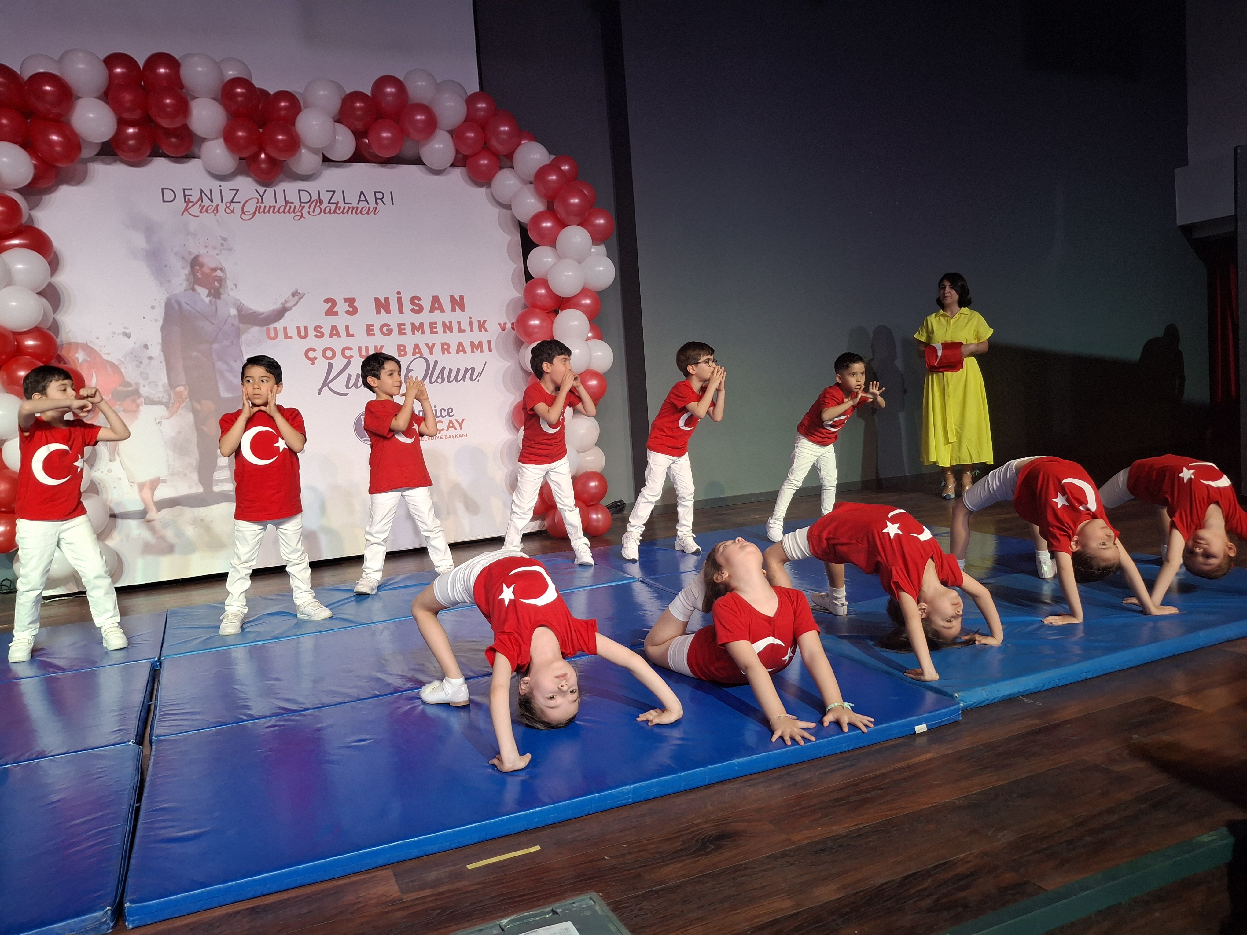 Didim Belediyesi Minikleri 23 Nisani Kutladi 656407 Bbfe32