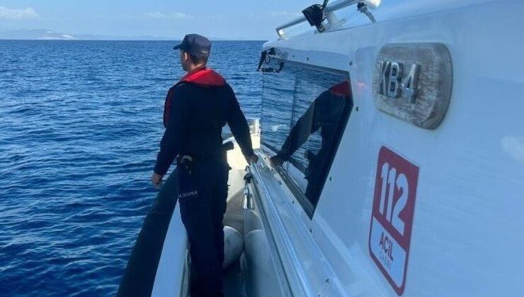Didim’de denizde mahsur kalan 2 kişi kurtarıldı