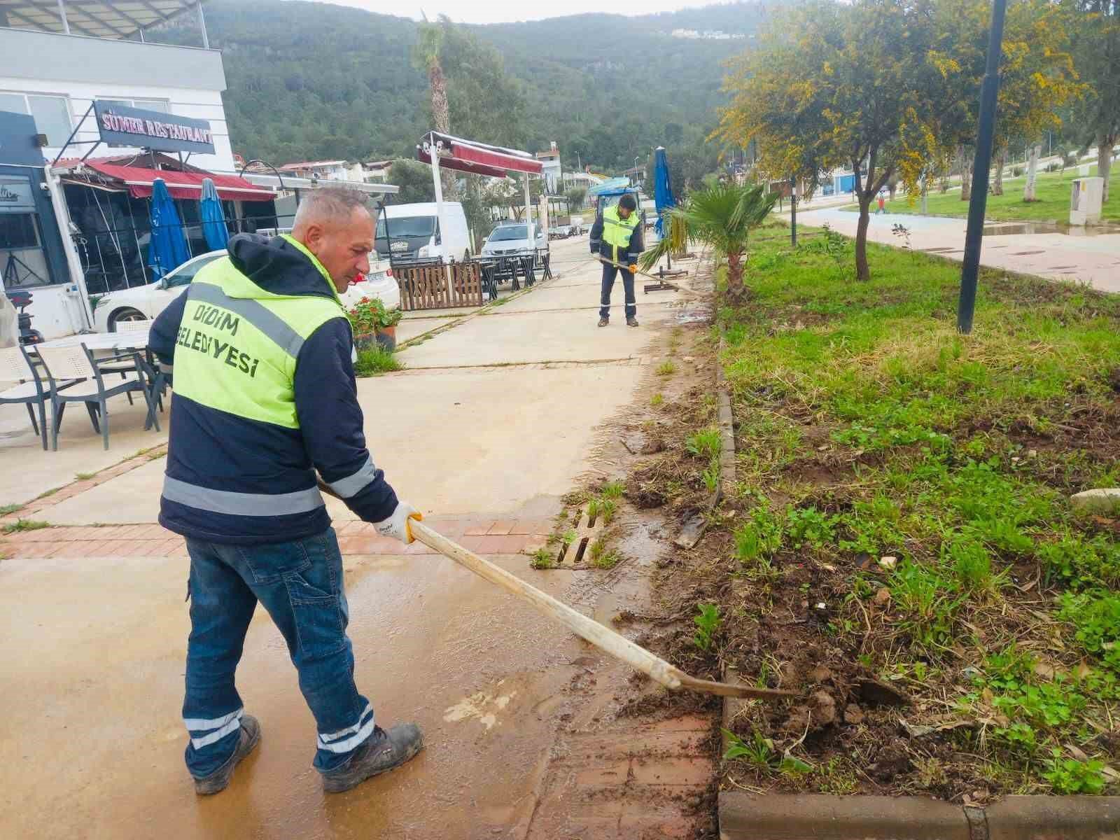 Didimde Temizlik Ve Duzenleme Calismalari Suruyor 1477Ddb4Fc9C54E8Cf77F293Ef9Cf686