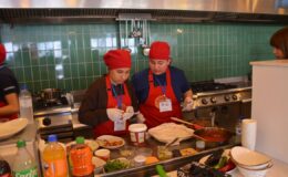 Genç Şefler, “Çökertme kebabı” ile hünerlerini sergiledi