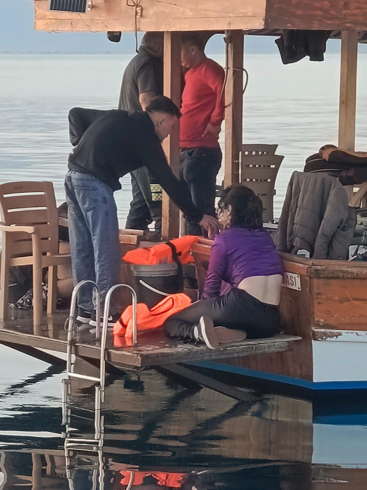 Didim Aciklarinda Can Pazari Multecileri Balikci Teknesi Kur 660565 67Edac