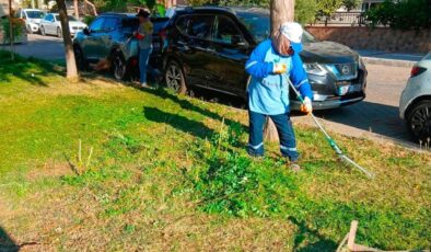 Didim Belediyesi, kent genelinde bakım çalışmalarını sürdürüyor