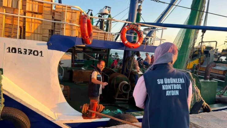Didim’de uluslararası sulardaki trol tekneleri denetlendi